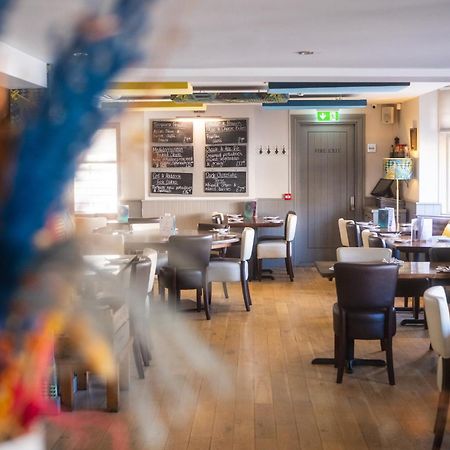 The Oyster Smack Hotel Burnham-on-Crouch ภายนอก รูปภาพ